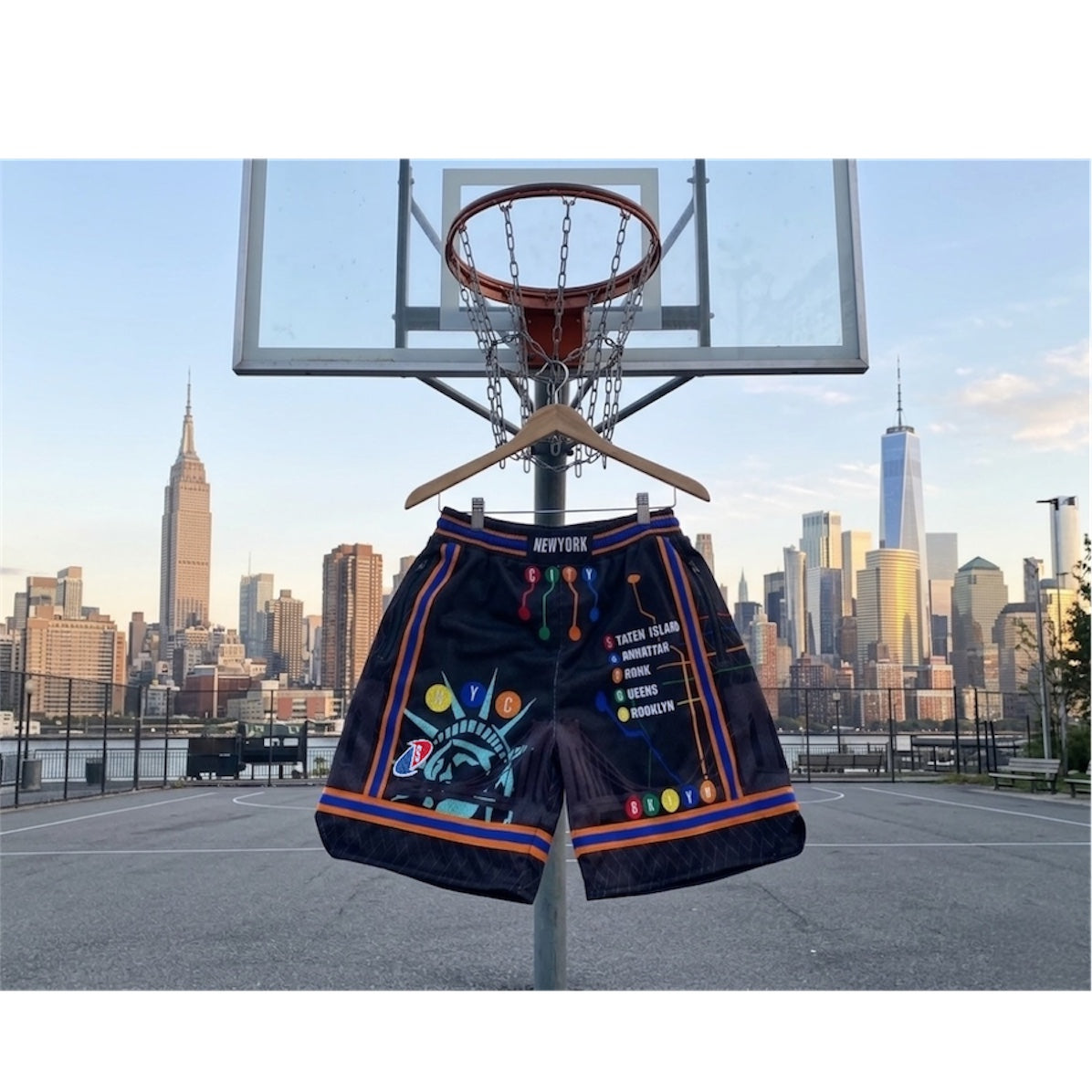 The 5 Boroughs (Black)